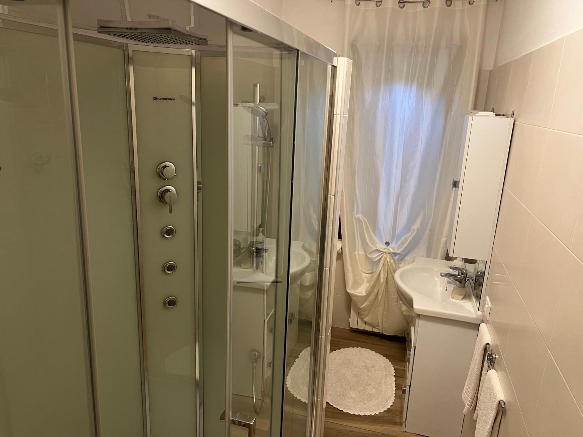 Dimora Del Riccio Hotel Bergamo Bagian luar foto
